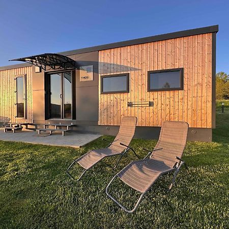 Feriendorf Seeblick - Tinyhouse Direkt Am See نينبورغ فورم والد المظهر الخارجي الصورة