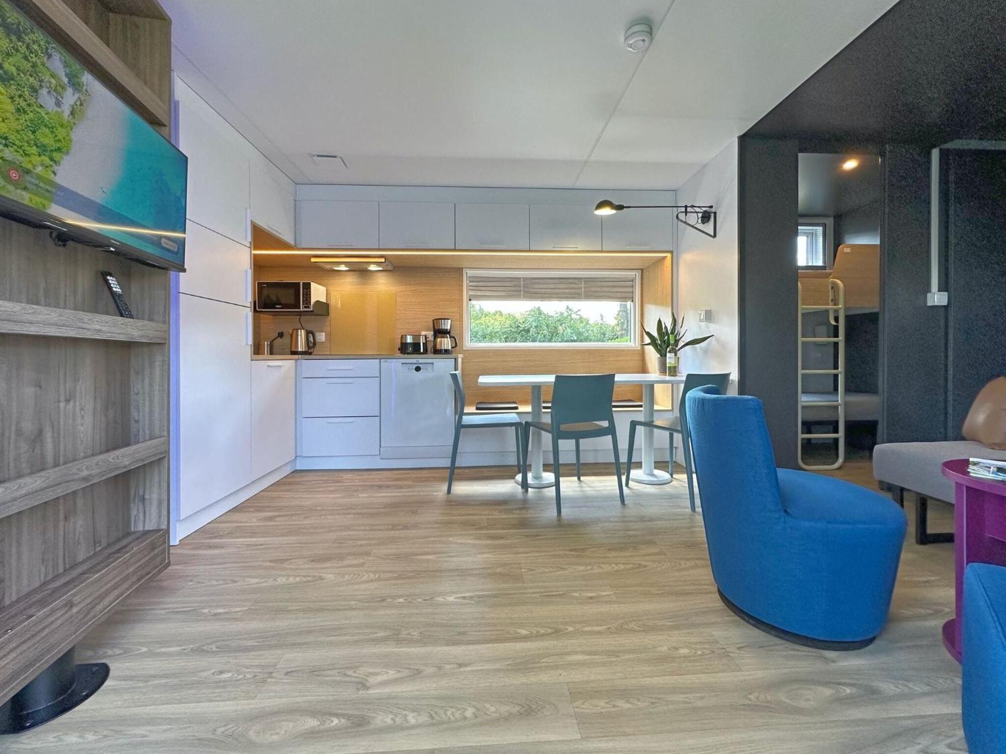 Feriendorf Seeblick - Tinyhouse Direkt Am See نينبورغ فورم والد المظهر الخارجي الصورة