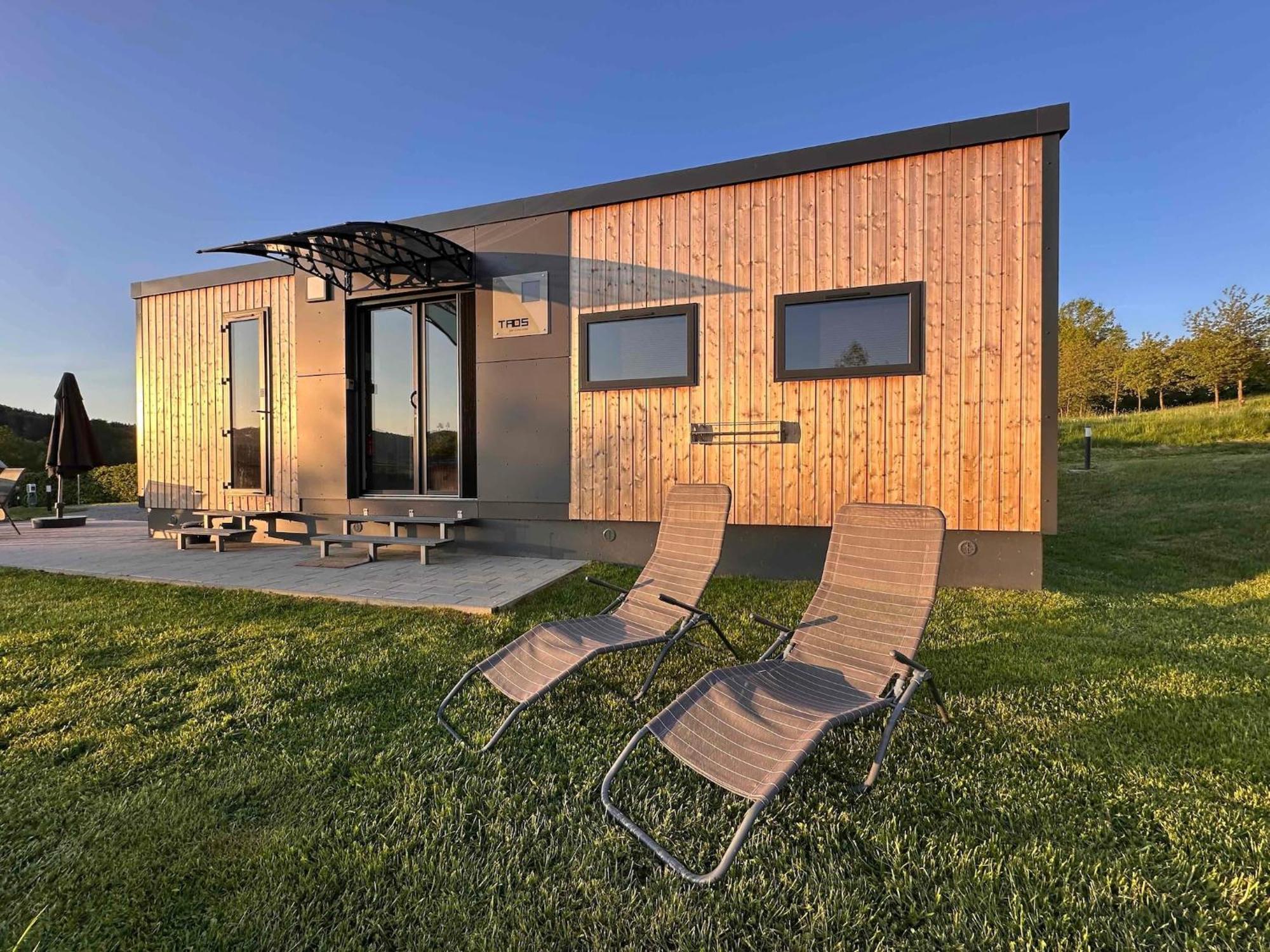 Feriendorf Seeblick - Tinyhouse Direkt Am See نينبورغ فورم والد المظهر الخارجي الصورة